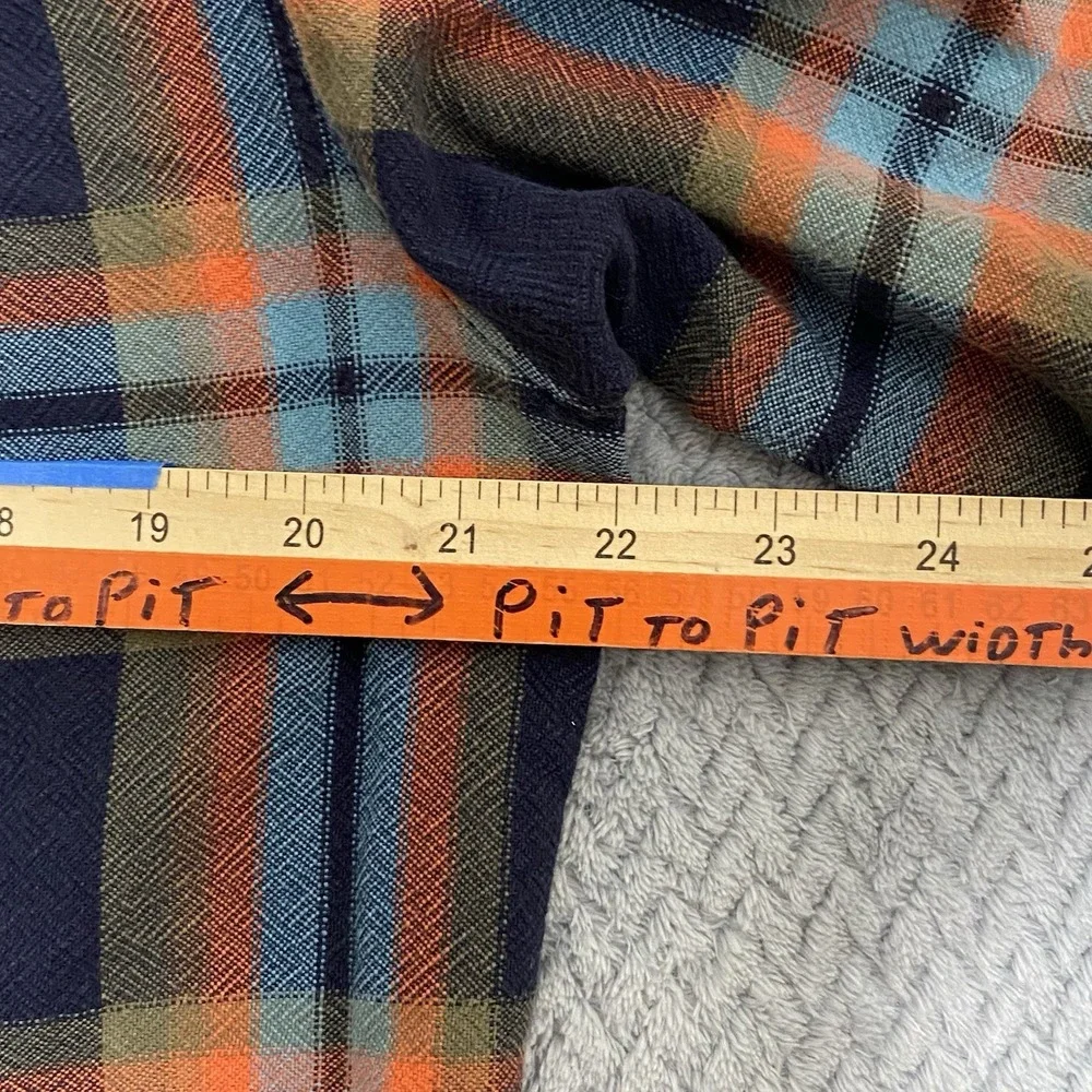 The North Face Shirt Mens Medium Plaid Hayden Pass Button Down Outdoors Hiking
